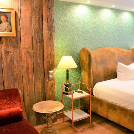 فندق Ringhotel Alpenhof - Patchworkhotel اوغسبورغ