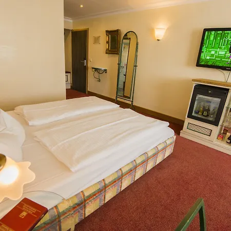 ホテル Ringhotel Alpenhof - Patchworkhotel アウグスブルク