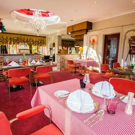 ホテル Ringhotel Alpenhof - Patchworkhotel アウグスブルク