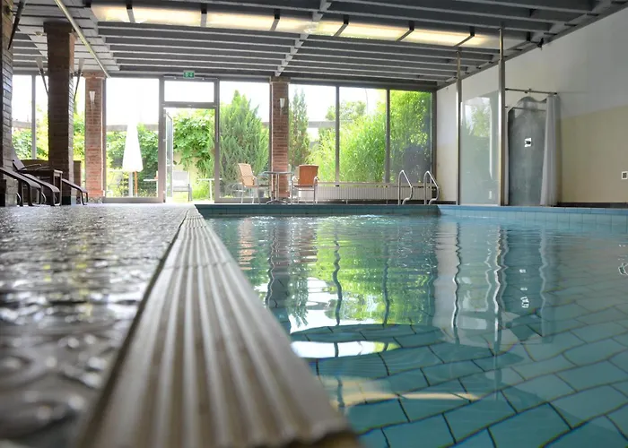 فندق Ringhotel Alpenhof - Patchworkhotel 4*