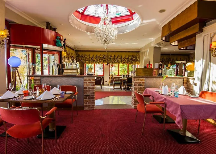 فندق Ringhotel Alpenhof - Patchworkhotel